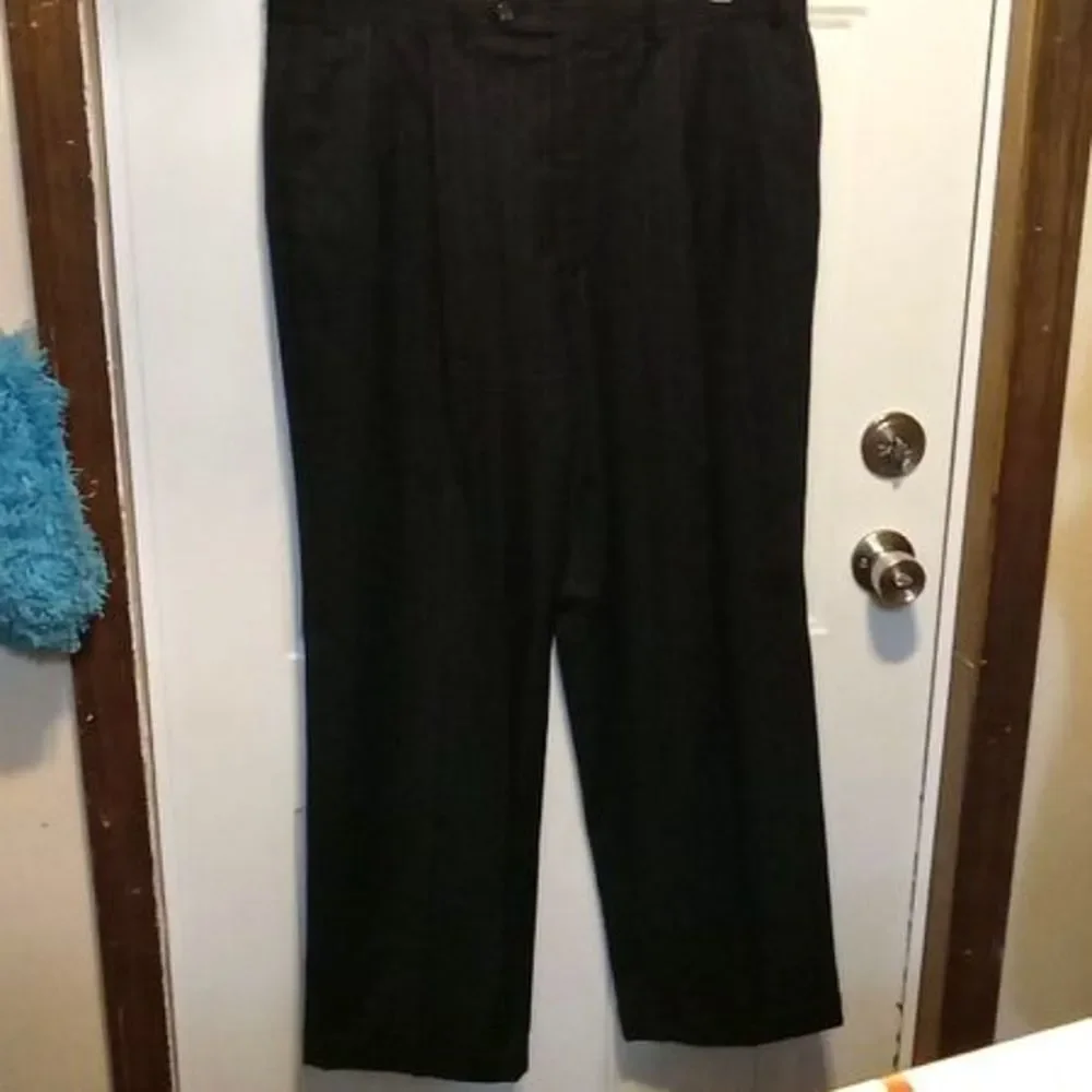 Lauren by Ralph Lauren Wool Pinstripe Suit Navy Blue Size 44‎